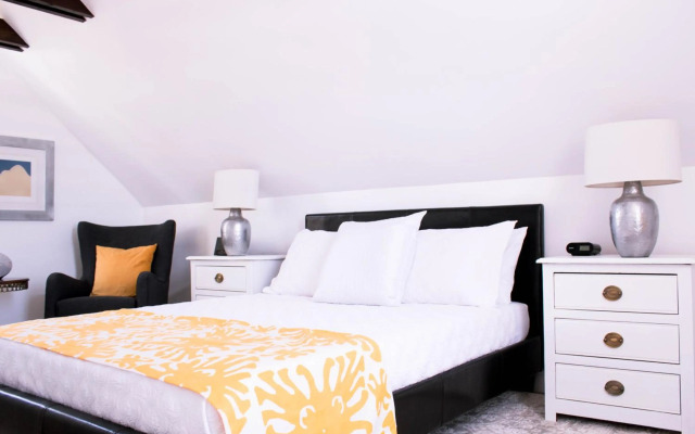 Cavendish Heights Suites