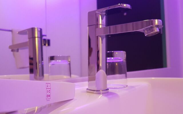 J Icon Hip Hotel