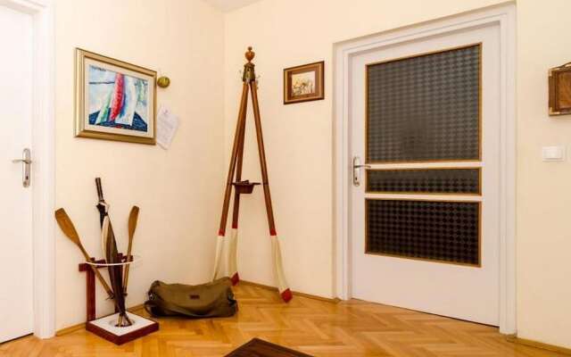 Sea View Apartments - Dimnic