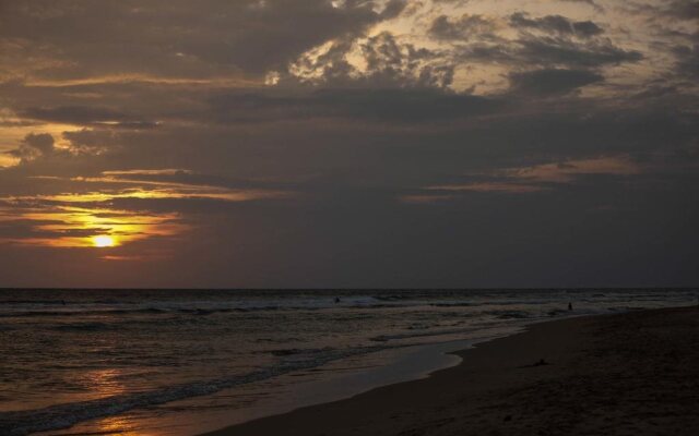 Tharanga Surfing Villa