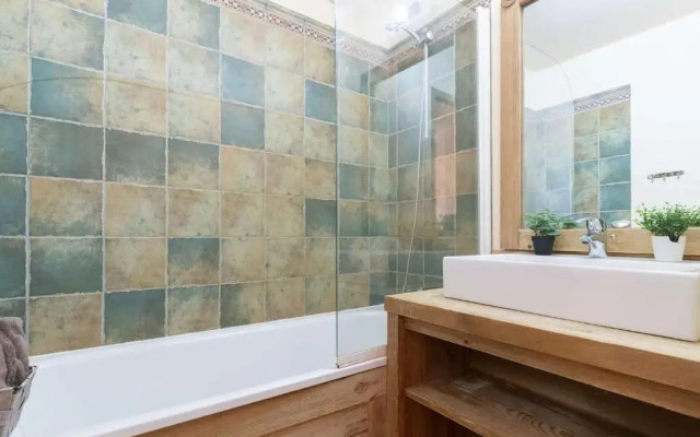 Appartement Saint-Lary-Soulan, 2 pièces, 6 personnes - FR-1-296-401