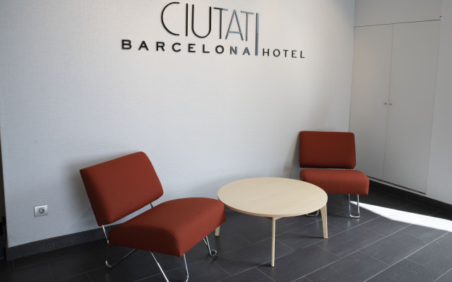 Ciutat de Barcelona Hotel