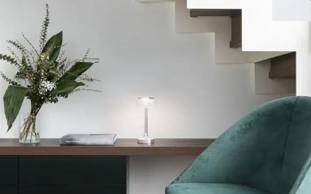 Cavour Deluxe by Mmega