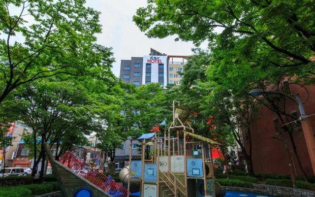 Harmony Hotel