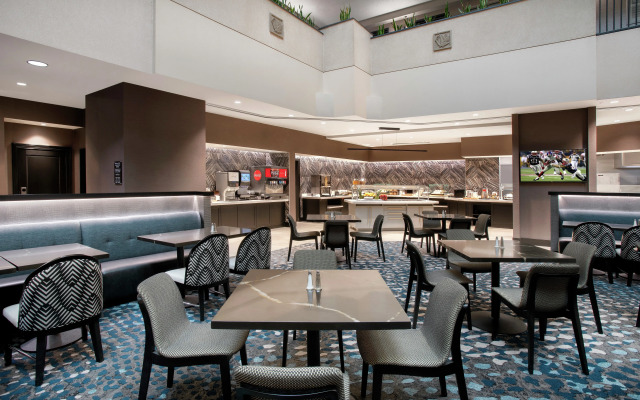 Embassy Suites by Hilton Orlando Airport