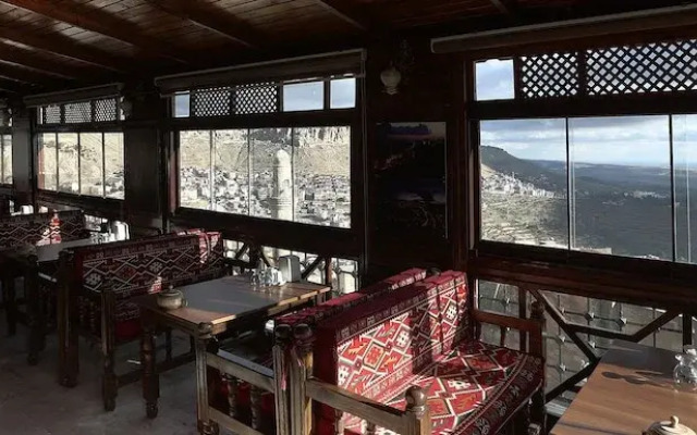 Darius Konağı