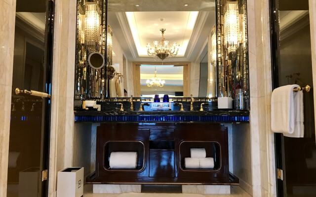 Wanda Reign Wuhan