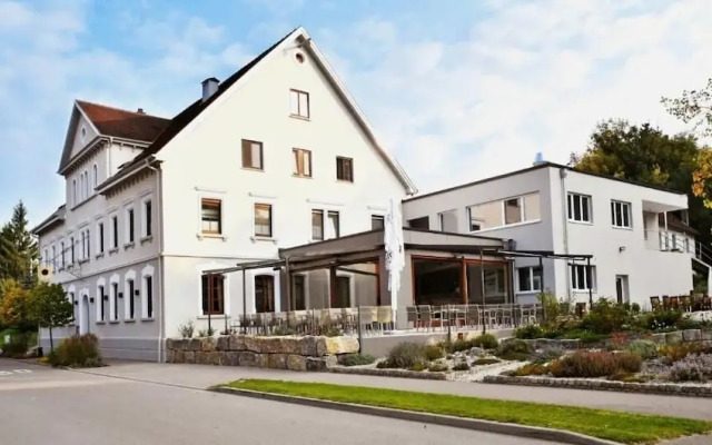 Landgasthof & Land-gut-Hotel Zur Rose