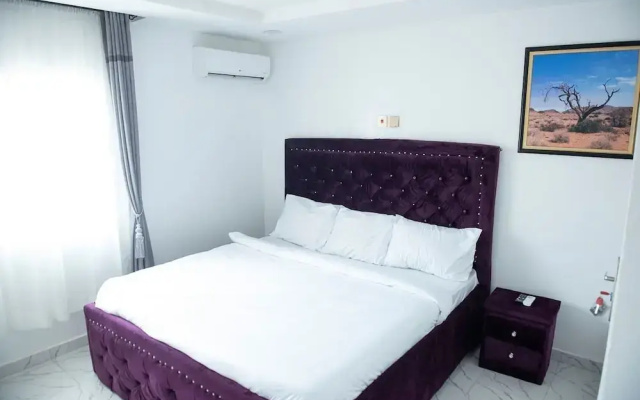 Luxury 3 Bedroom Apartment With Wifi