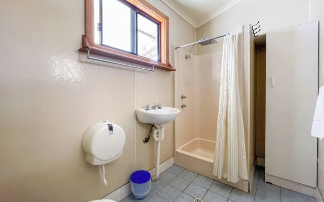 Tumbybay Caravan Park