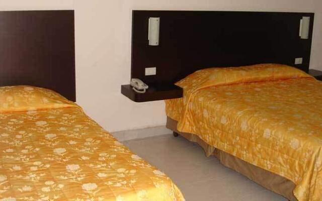 Hotel Colibrí Suites