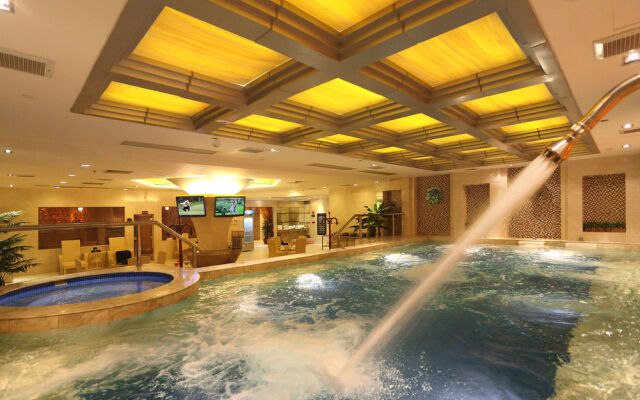 Intercity Guangzhou East Railway Station Hotel