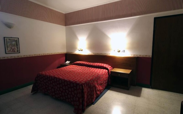 Hotel Iris Crillon