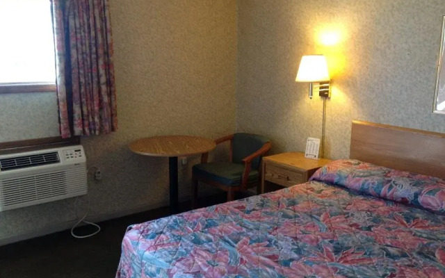 Liberty Inn North Lima