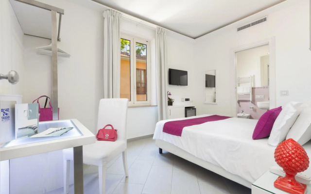 Tasso Suites & Spa