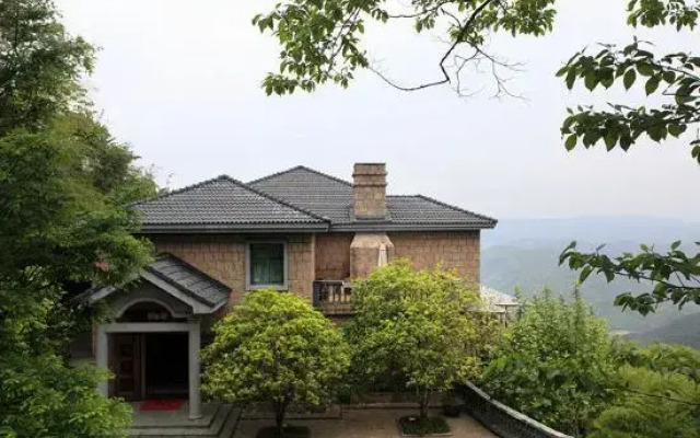 Moganshan Mountain Villa