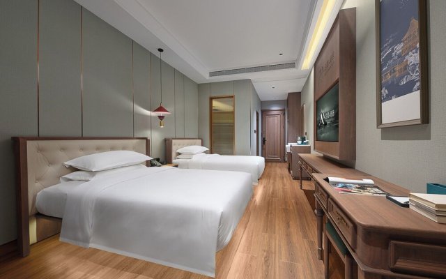 CloudView Hotel