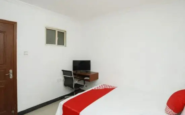 Yinglun Hotel