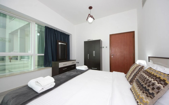 Signature Holiday Home - Marina Pinnacle