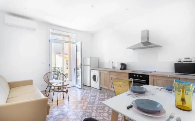Luxurious 1 bedroom, AC, terrace, close beaches - Dodo et Tartine