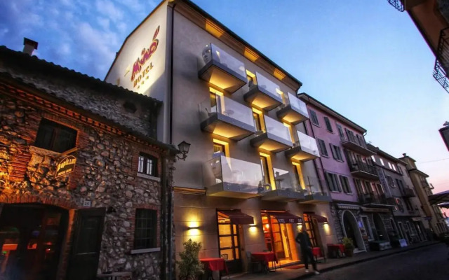 Hotel Miro