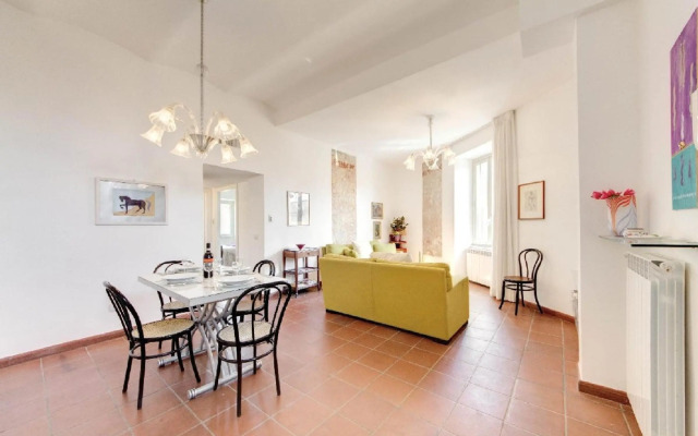 Rhome Apartments Latini