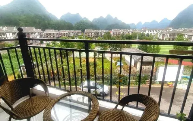 Libo Xiaoqikong Baijia Inn