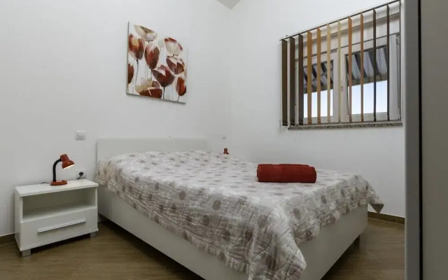 Comfort apartments with pool in Medulin