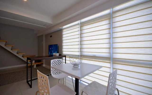 Victoria SOHO Suites
