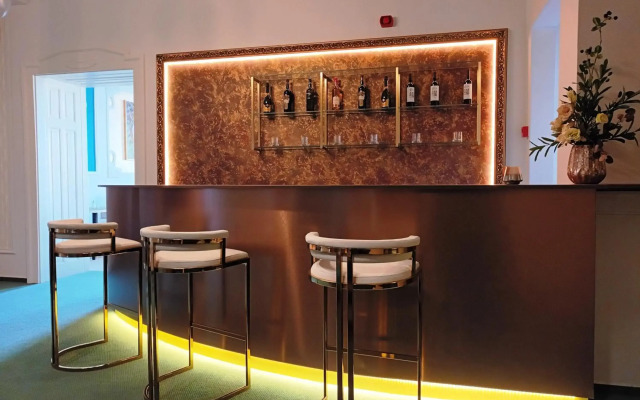 Hotel Maxim