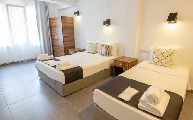 Camlik 87 Hotel Ayvalik