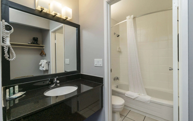 Quality Inn & Suites