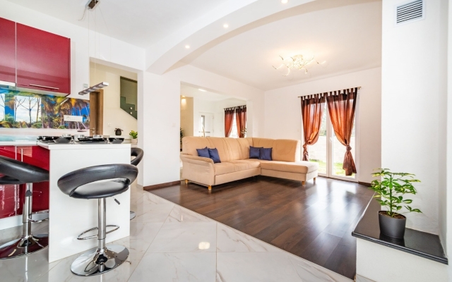 Holiday house Tome - comfortable & modern: Nin, Zadar riviera