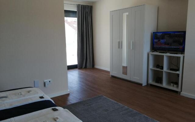 QUINTA DA LOUSA Guest House - VALONGO - PORTO
