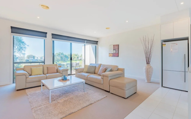 3 Bedroom Townhouse - Pool Access