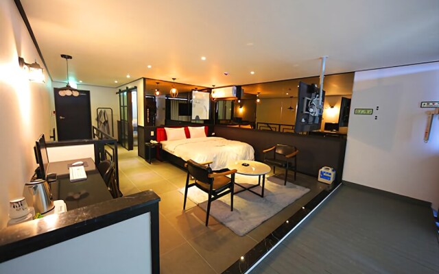 Gangneung Wannabe Pension