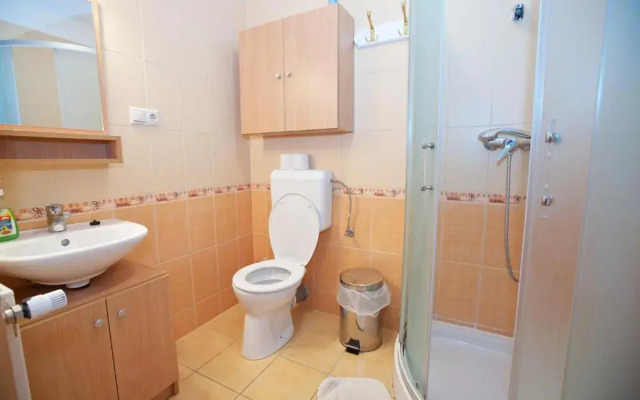 Zoli Apartmanok-Bródy 51-53