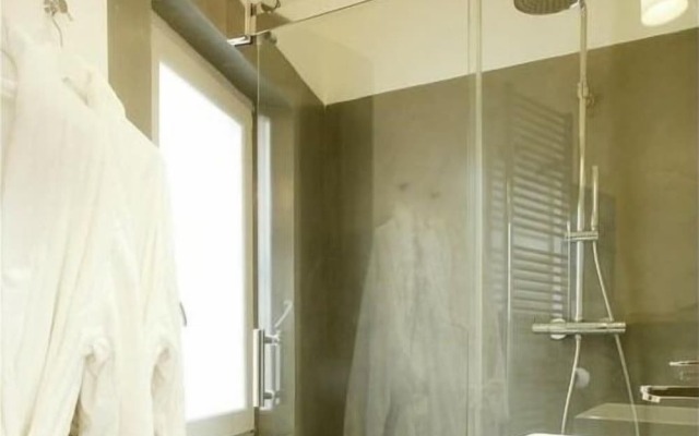 La Maison Rouge D'uzes