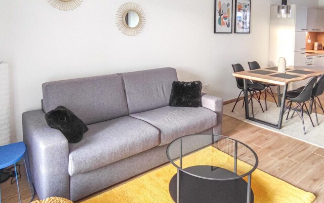 Beautiful Apartment in Cres With Wifi and 1 Bedrooms