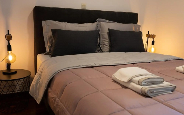 Spacious apartment close to the sea and the city center