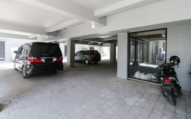 Airy Legian Praja Natha 2 Bali