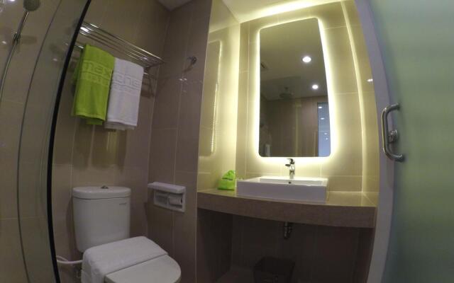 MaxOneHotels.com at Kramat