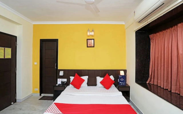 Hotel Arya International