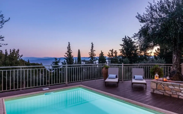Villas Muscallas by Konnect, 200m from the Beach.