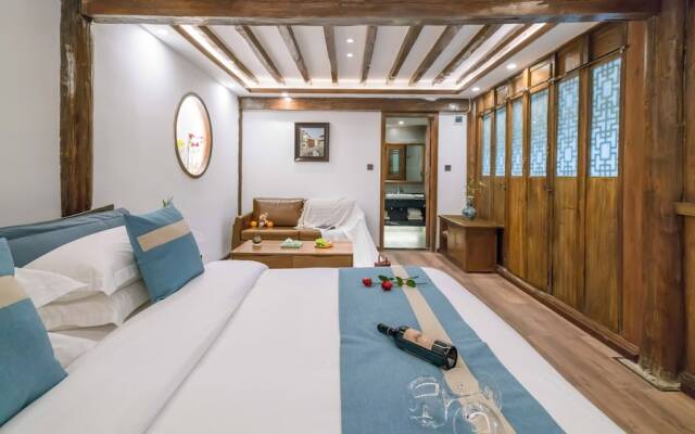 Artistic Suite