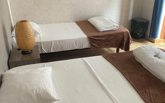 Room-7lisbon Downtown Private Bedroom Wi