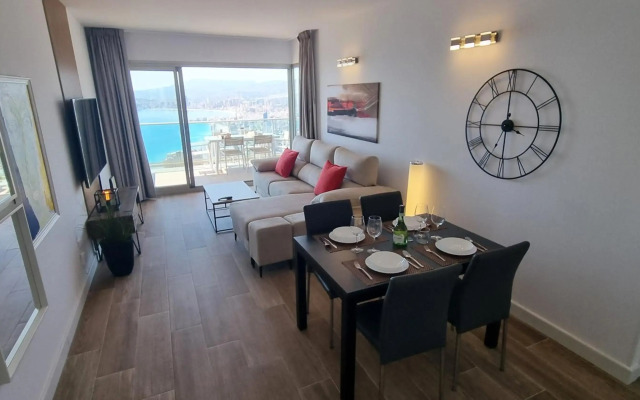 Skyscraper apartment with panoramic views - floor 38