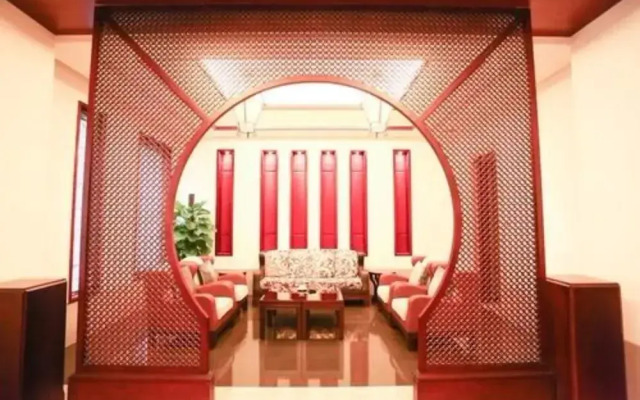 Ovation Seven-Cultivation Hotel