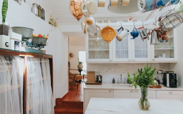 Senhora do Cabo Meco