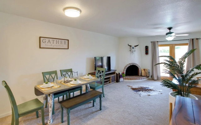 Phoenix Home: Golf, Hike, & Explore Downtown!